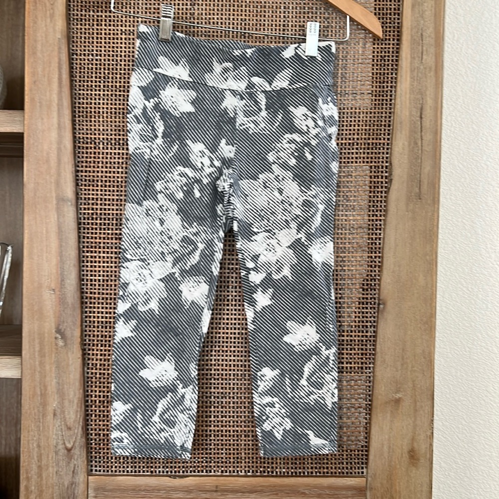 💚BUY 3 for $15💚 Bulk of 2 Old Navy Girls Go-Dry Active 7/8 Length Leggings sz L